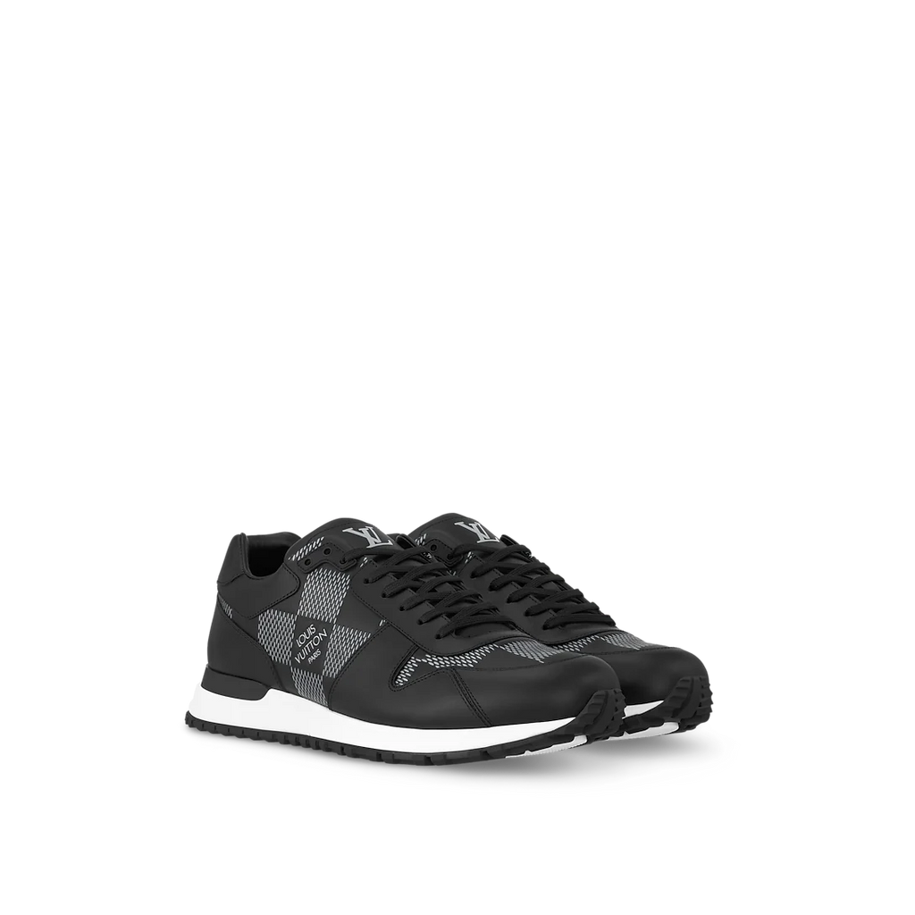 Sneaker Run Away - #1