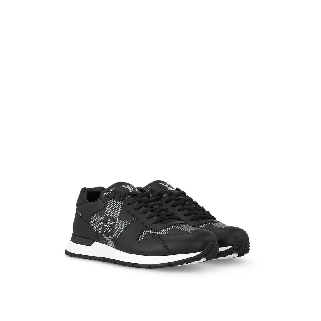 Sneaker Run Away - #1