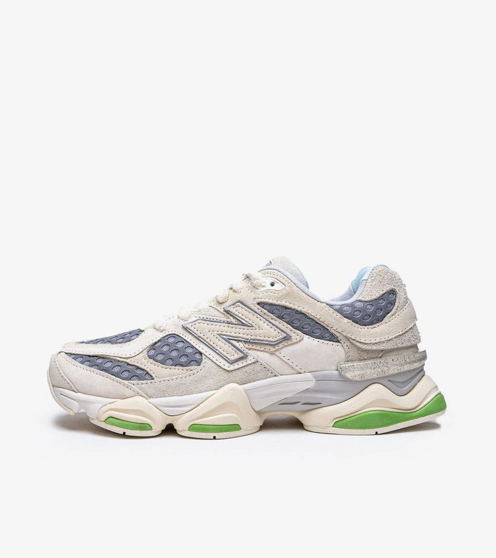 New Balance 9060 Bricks & Wood