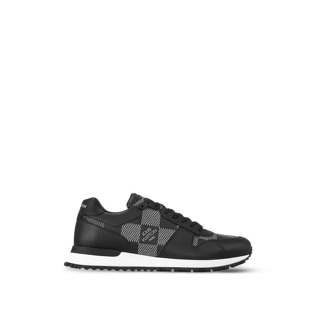 Sneaker Run Away - #1